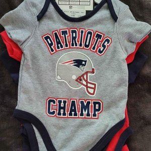 NFL Baby Set of 3 Onesies - Patriots NWT